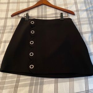 Brand: Mango. USA size XXS, EUR size CS. Black skirt. Tags off, but never worn.